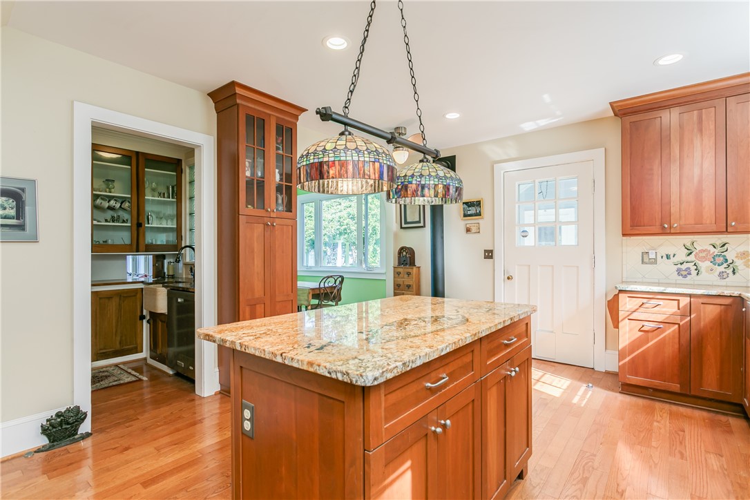 910 Lake Road Webster, NY 14580 - Photo 22 of 45