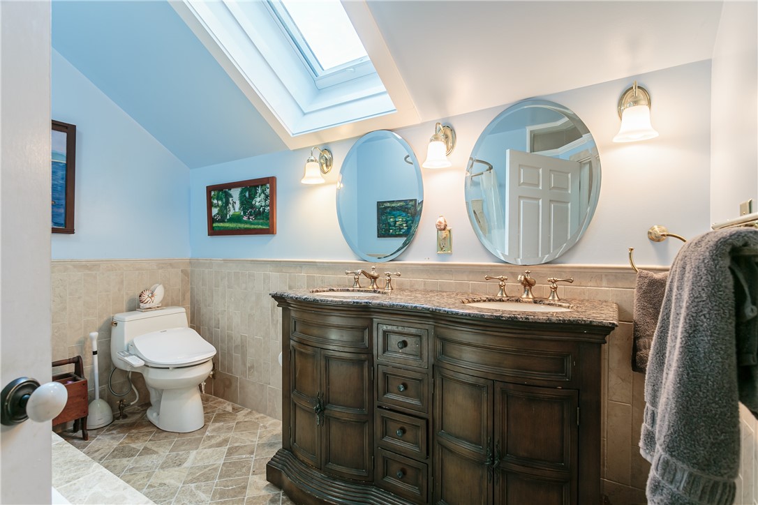 910 Lake Road Webster, NY 14580 - Photo 32 of 45