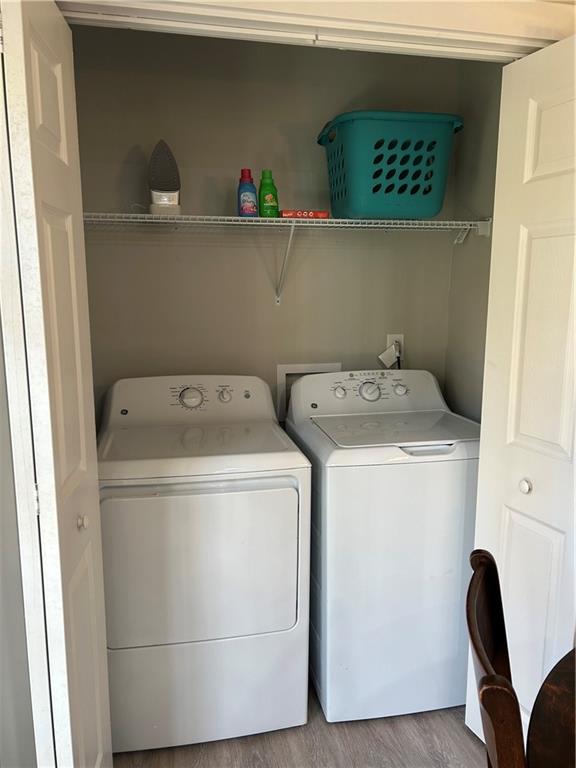 131 Fox Place Canton, GA 30114 - Photo 21 of 29 a utility room with dryer and washer