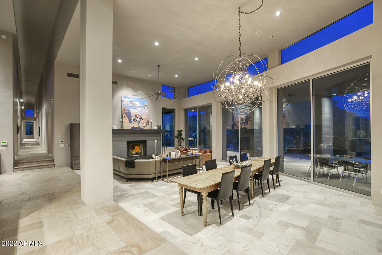 9216 East Jomax Road Scottsdale, AZ 85262 - Photo 14 of 41 Dining Living