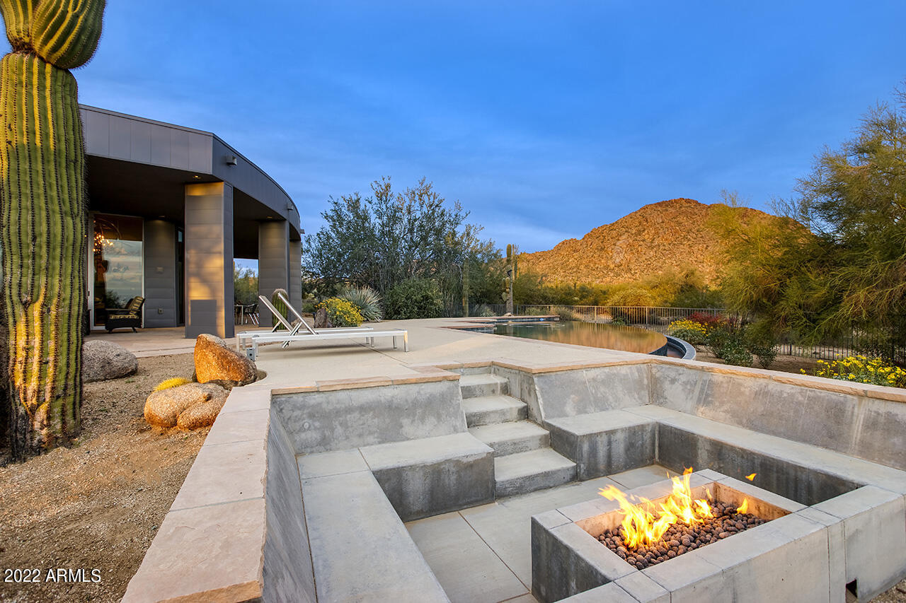 9216 East Jomax Road Scottsdale, AZ 85262 - Photo 15 of 41 Firepit Entertaining