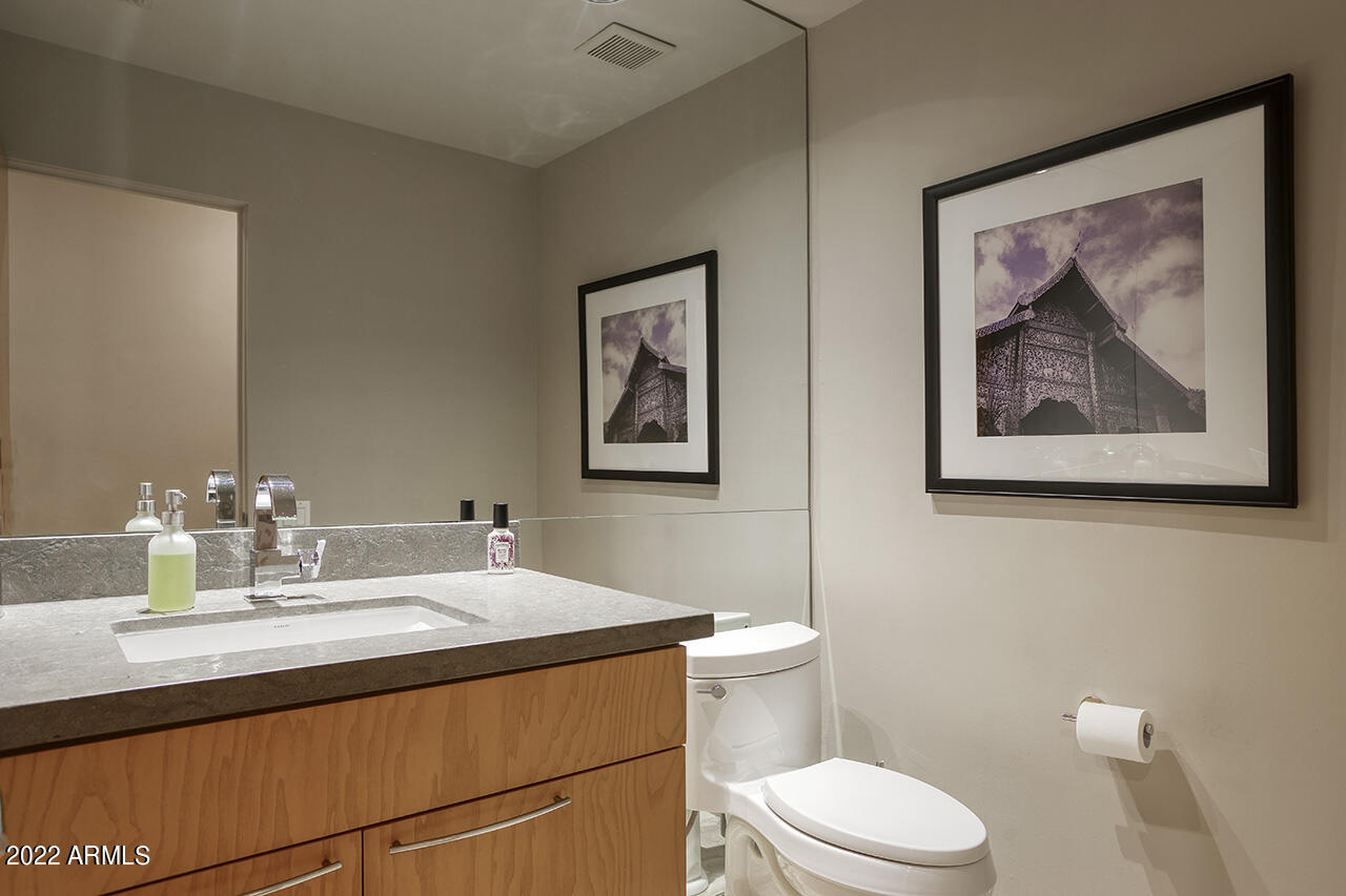 9216 East Jomax Road Scottsdale, AZ 85262 - Photo 21 of 41 Powder Bath
