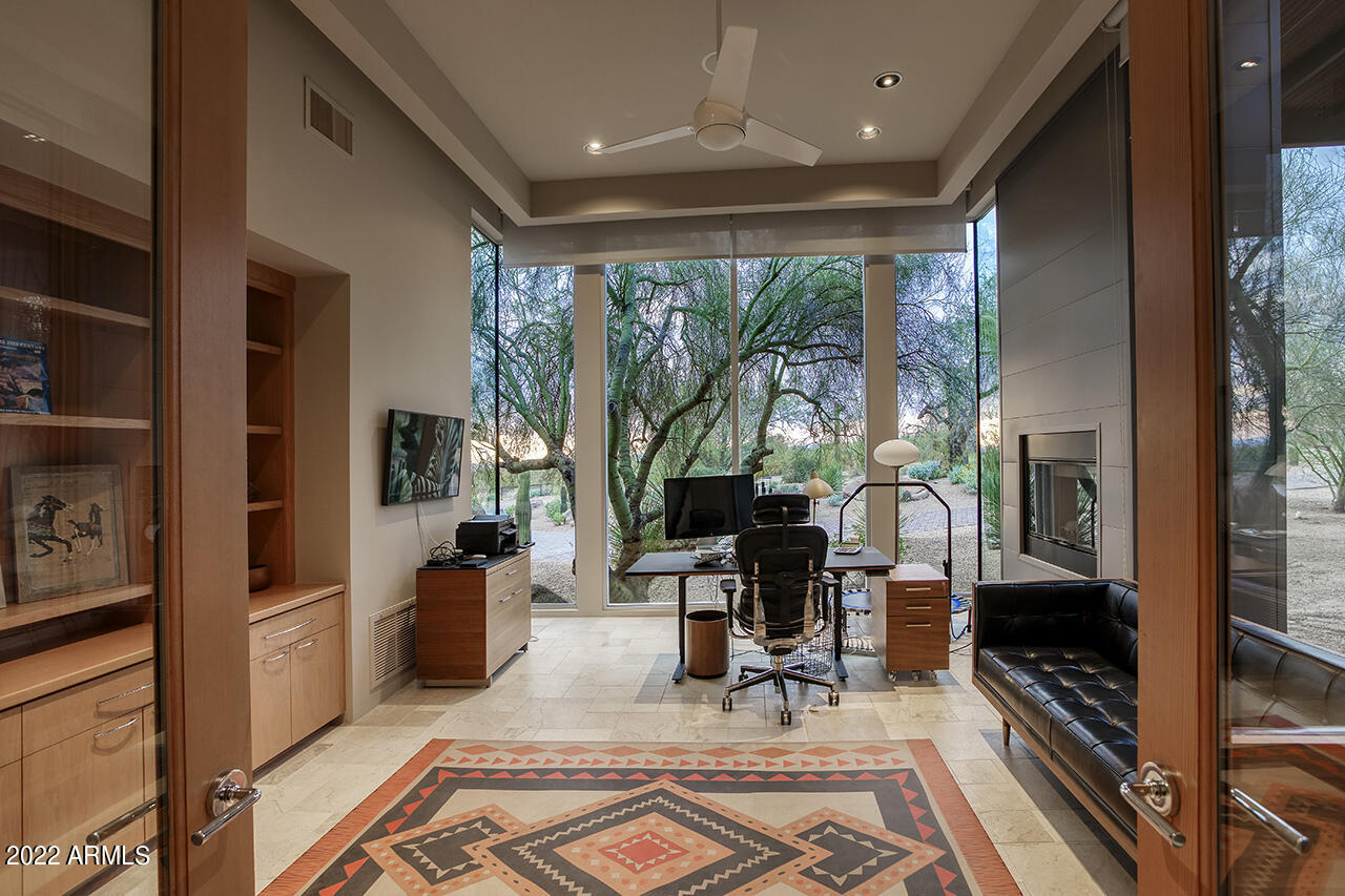 9216 East Jomax Road Scottsdale, AZ 85262 - Photo 22 of 41 Office