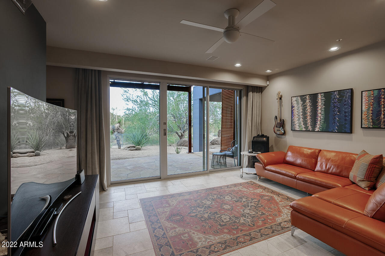 9216 East Jomax Road Scottsdale, AZ 85262 - Photo 29 of 41 Secondary Bedroom
