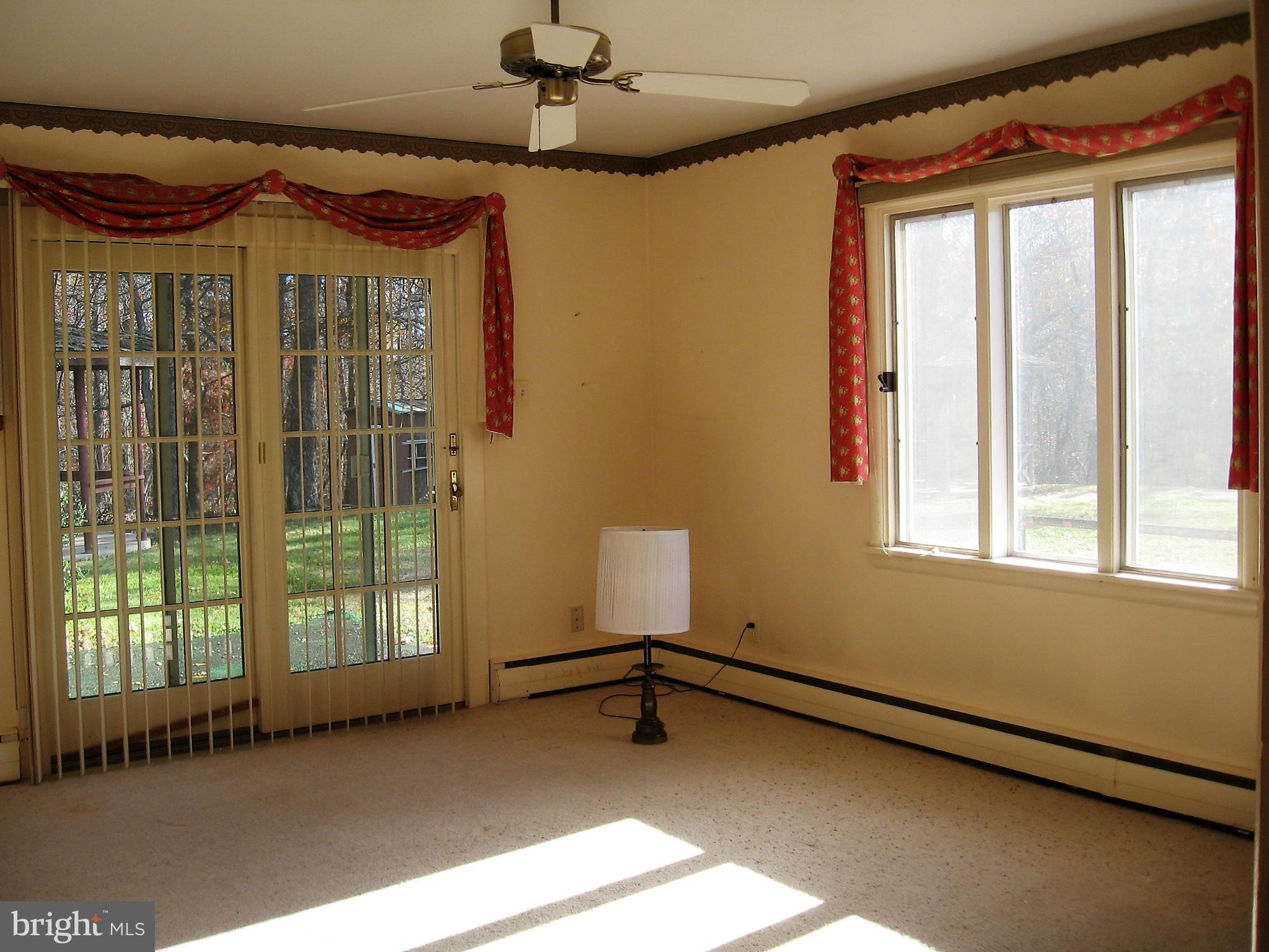 210 Grove Heights Road Berkeley Springs, WV 25411 - Photo 23 of 30 Bedroom (Master)