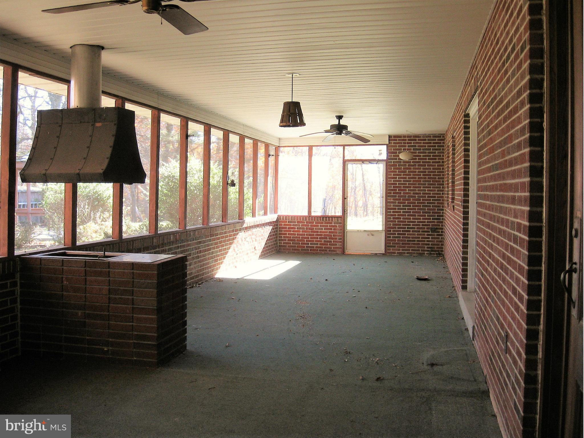 210 Grove Heights Road Berkeley Springs, WV 25411 - Photo 30 of 30 Interior (General)