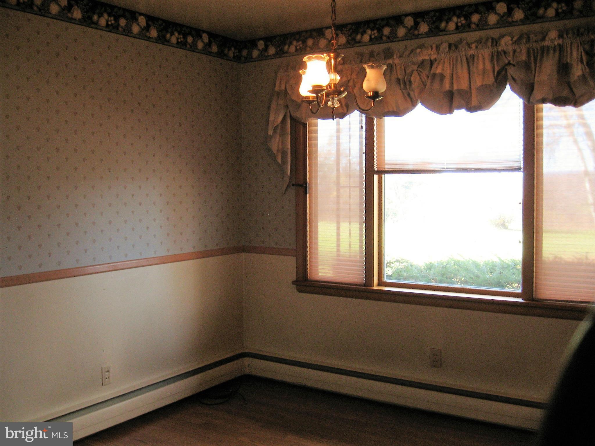 210 Grove Heights Road Berkeley Springs, WV 25411 - Photo 10 of 30 Interior (General)