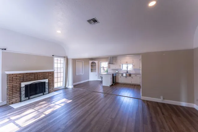 $300,000 | 963 North Arthur Avenue, Fresno, CA 93728