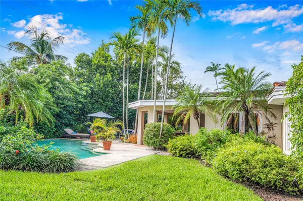 $12,000 | 1612 East Lake Drive, Fort Lauderdale, FL 33316