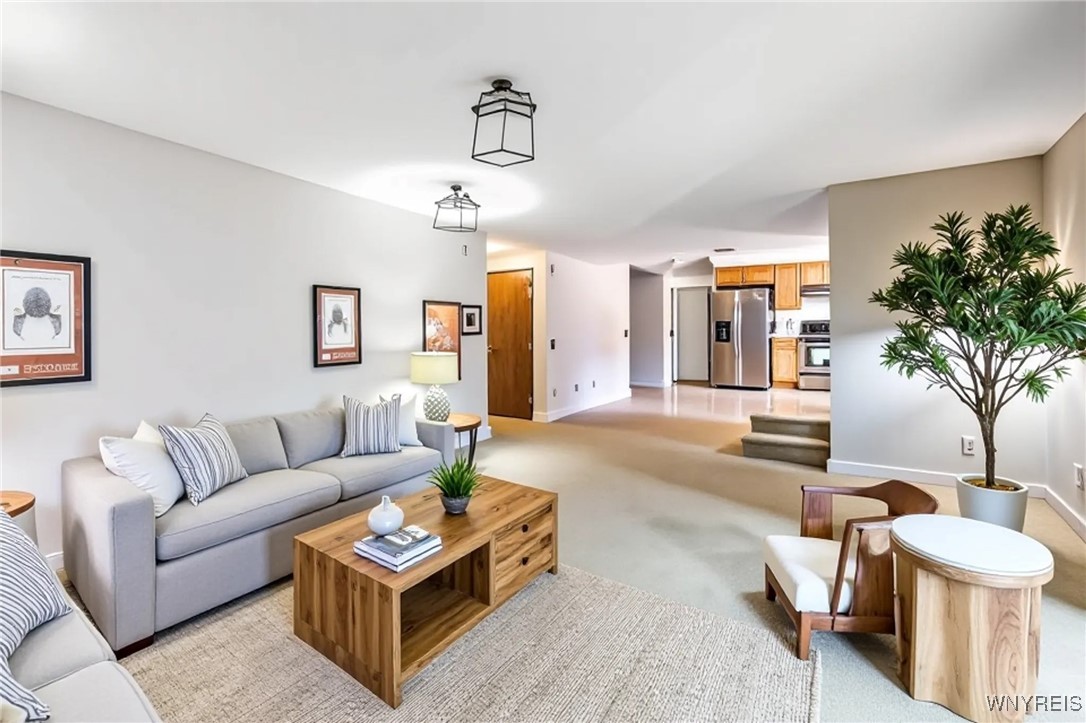 228 Sundown Trail Amherst, NY 14221 - Photo 17 of 34 Staged Photo showing what room can look like