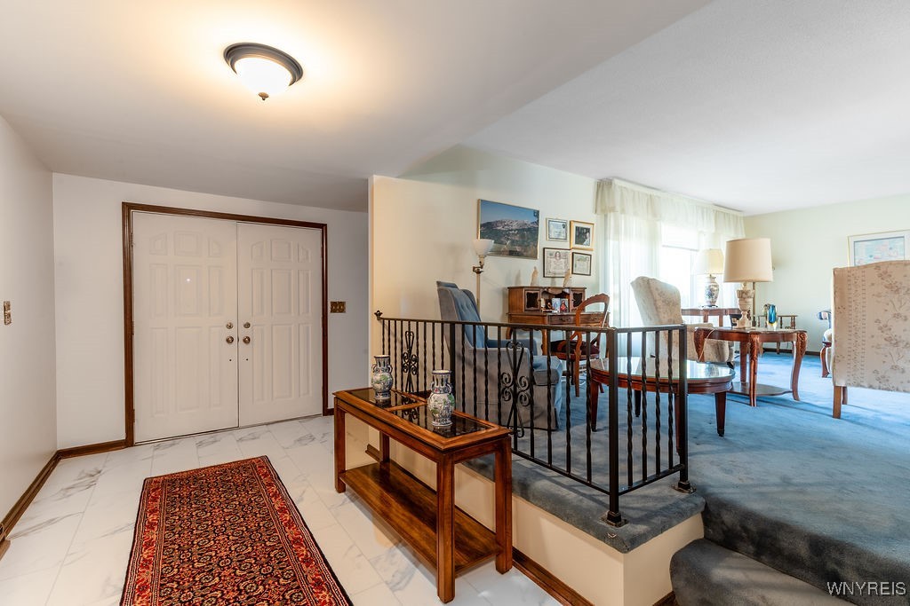 228 Sundown Trail Amherst, NY 14221 - Photo 6 of 34