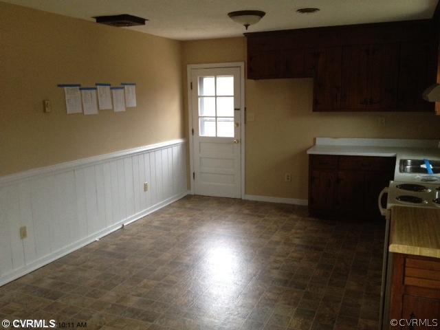 6573 Blenheim Road Powhatan, VA 23139 - Photo 4 of 9 Kitchen - Eat-In Kitchen