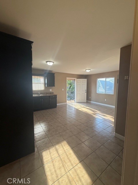 1232 East 68th Street Los Angeles, CA 90001 - Photo 2 of 5