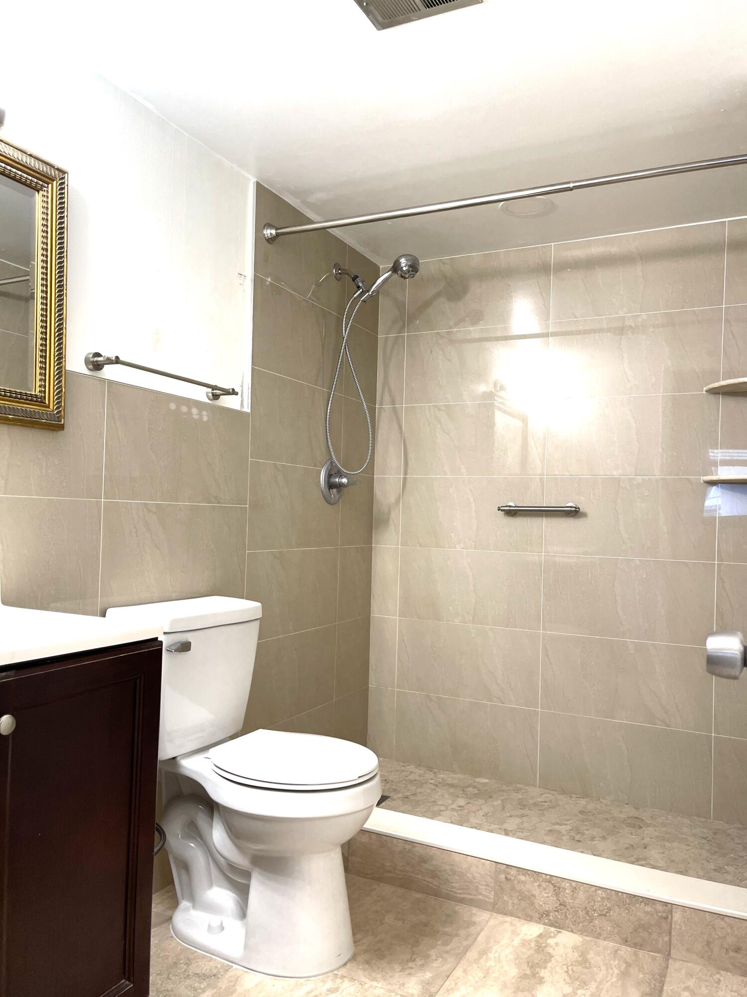 5501 Northwest 2nd Avenue, Unit 313 Boca Raton, FL 33487 - Photo 12 of 15 IMG_2404