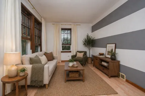 $195,000 | 613 North Frolic Avenue, Waukegan, IL 60085
