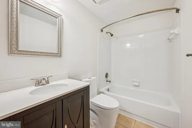 $2,400 | 29 Wagon Wheel Drive, Sicklerville, NJ 08081