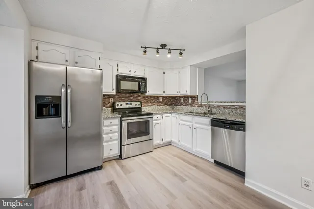 $2,400 | 29 Wagon Wheel Drive, Sicklerville, NJ 08081