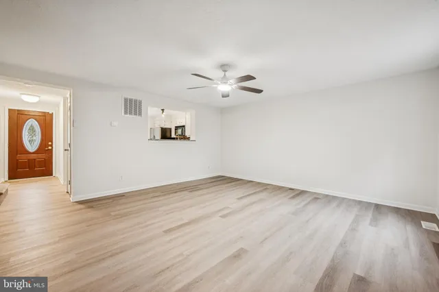 $2,400 | 29 Wagon Wheel Drive, Sicklerville, NJ 08081