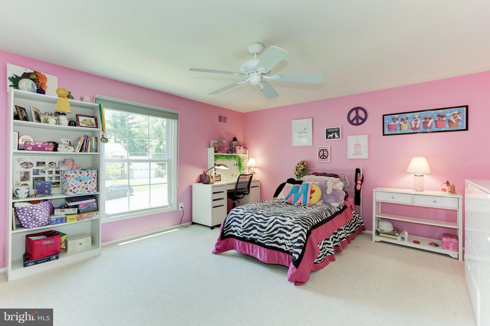 8811 Bells Mill Road Potomac, MD 20854 - Photo 15 of 24 Bedroom #4