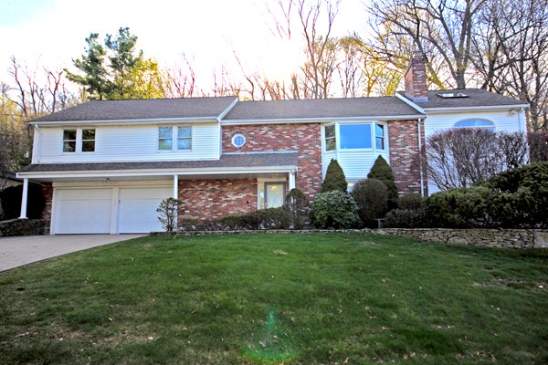 100 Lovett Road Newton, MA 02459 - Photo 1 of 25 Gallery Image 1