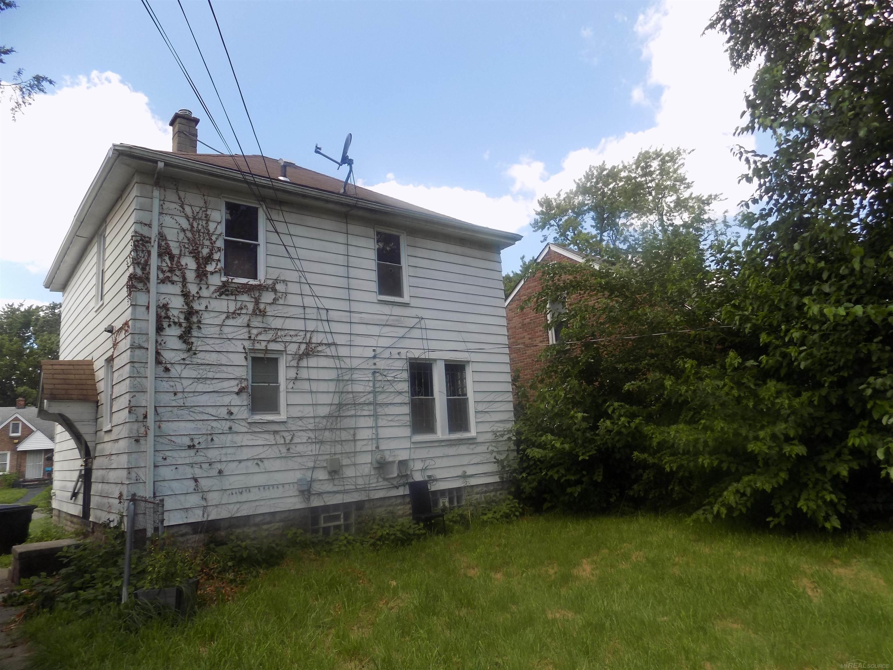 16524 Robson Street Detroit, MI 48235 - Photo 10 of 11