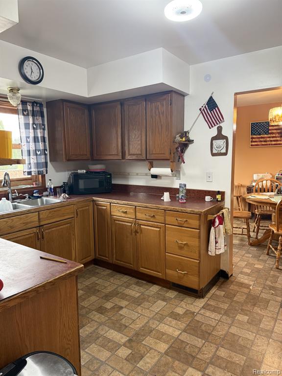 5200 Mayville Road Silverwood, MI 48760 - Photo 3 of 17