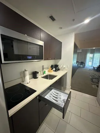 $129,000 | 5300 Northwest 87th Avenue, Unit 706, Miami, FL 33178