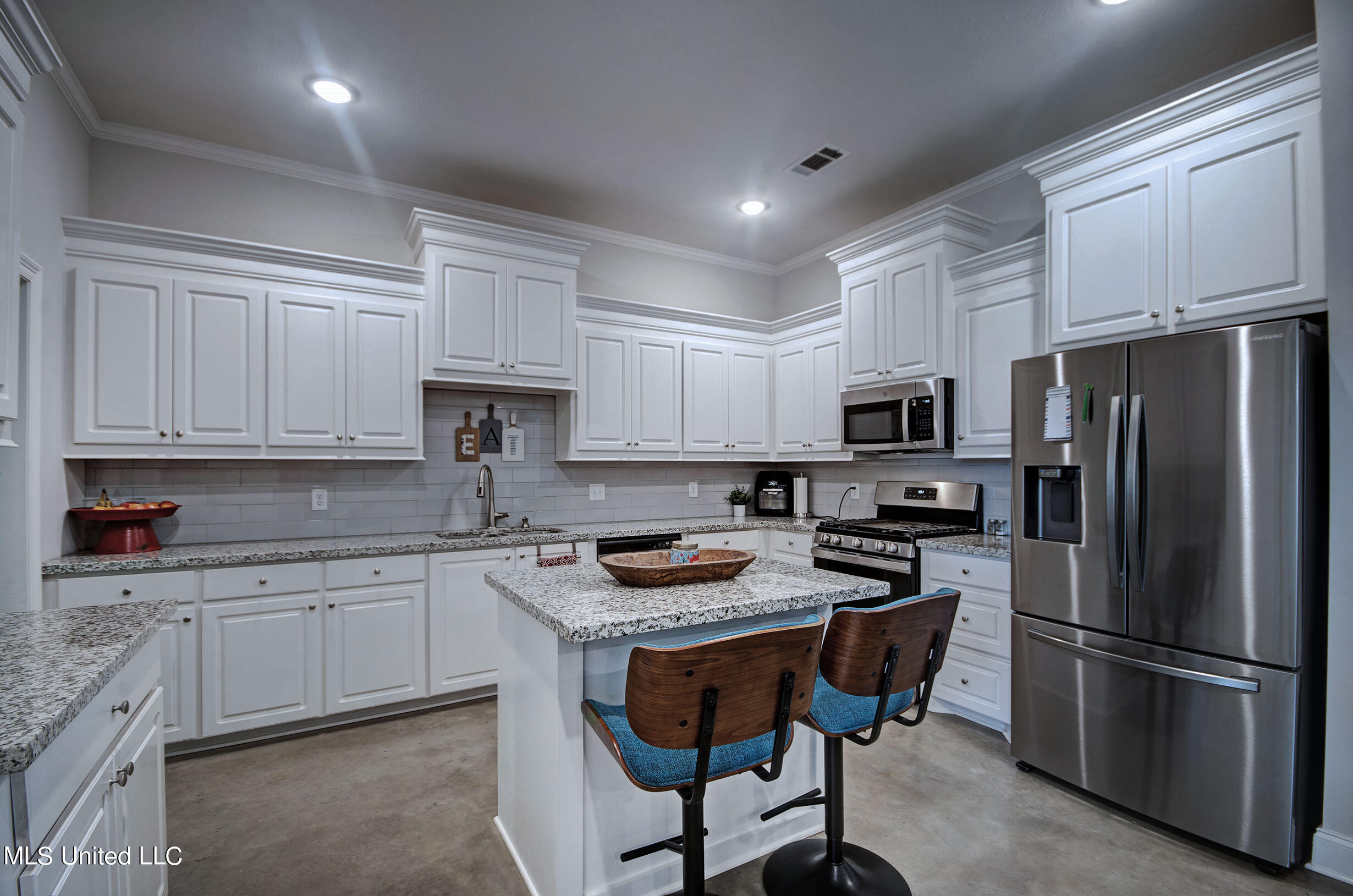 110 Rotherfield Place Canton, MS 39046 - Photo 10 of 26 IMGP8919_20_21