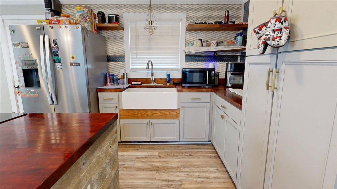 3981 Greenridge Drive Decatur, IL 62526 - Photo 8 of 29 Gallery Image 8