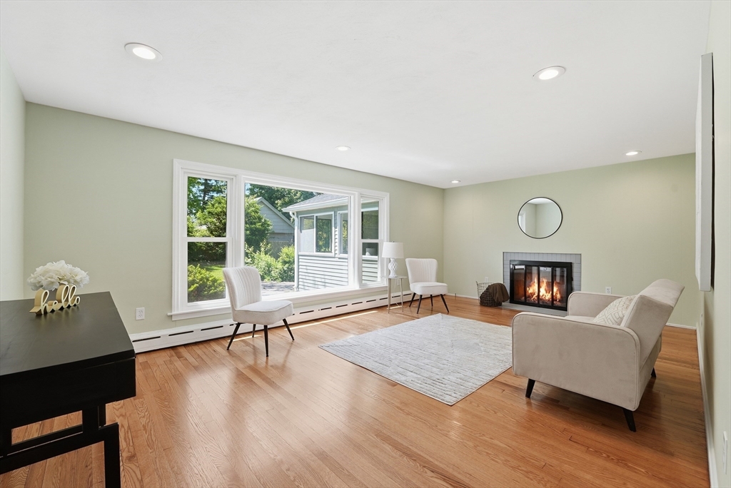 83 Druid Hill Road Springfield, MA 01129 - Photo 5 of 42