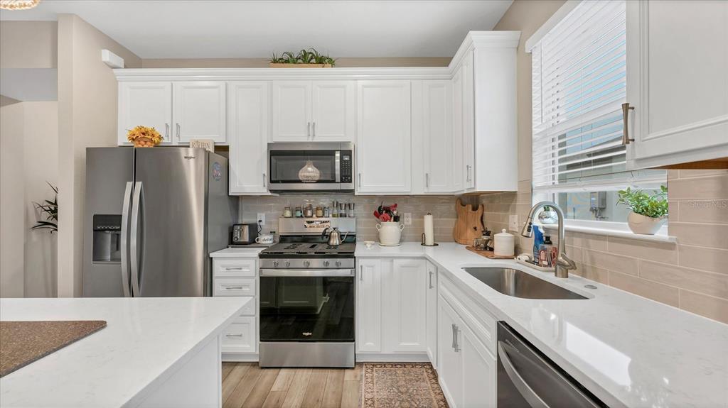 9563 Coastline Way Palmetto, FL 34221 - Photo 15 of 31