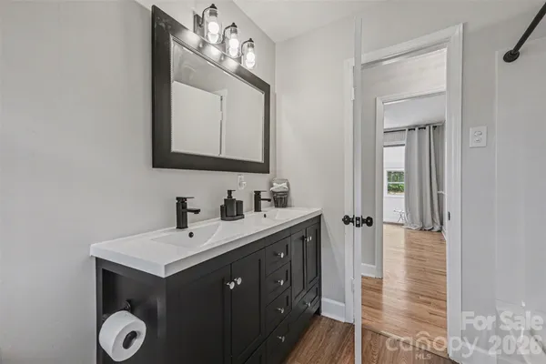 $275,000 | 409 South Ramsey Street, Charlotte, NC 28208