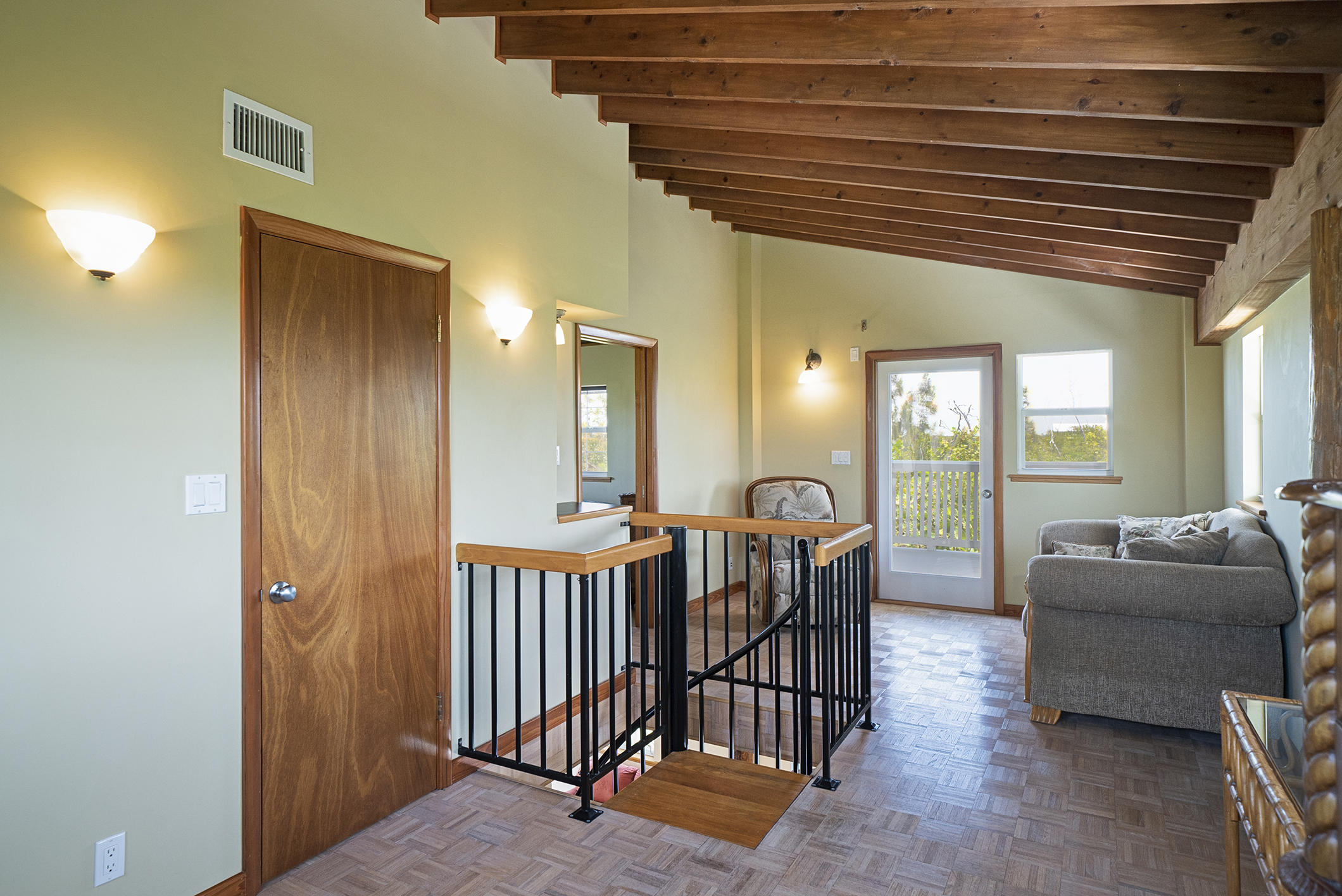 21850 Valencia Road Cudjoe, FL 33042 - Photo 14 of 34 Upstairs Sitting Area