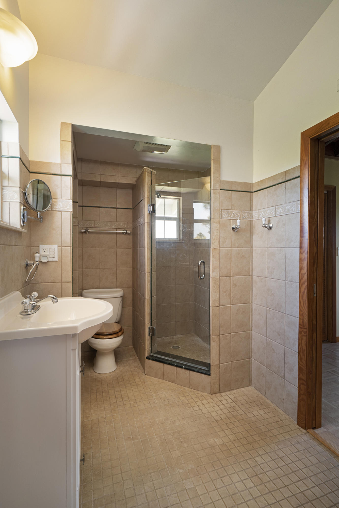 21850 Valencia Road Cudjoe, FL 33042 - Photo 19 of 34 Master Bathroom