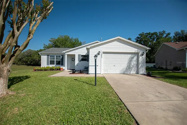 $339,000 | 16852 Southeast 96th Chapelwood Circle, The Villages, FL 32162