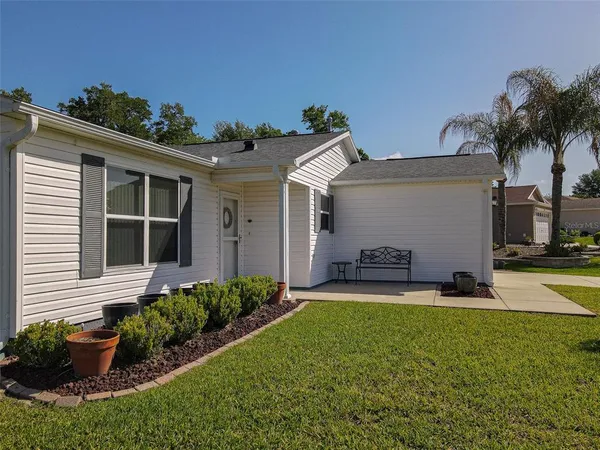$339,000 | 16852 Southeast 96th Chapelwood Circle, The Villages, FL 32162