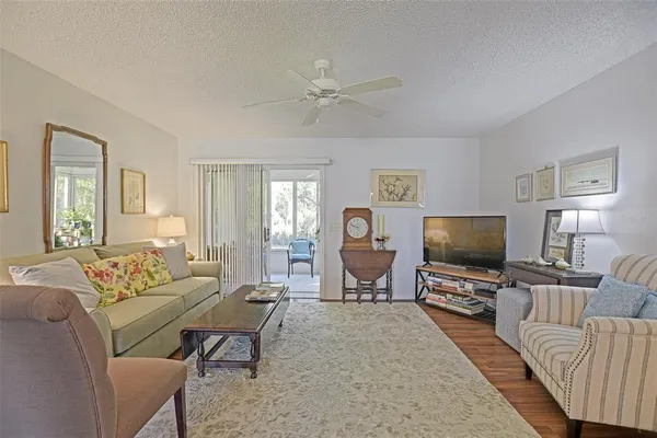 $339,000 | 16852 Southeast 96th Chapelwood Circle, The Villages, FL 32162