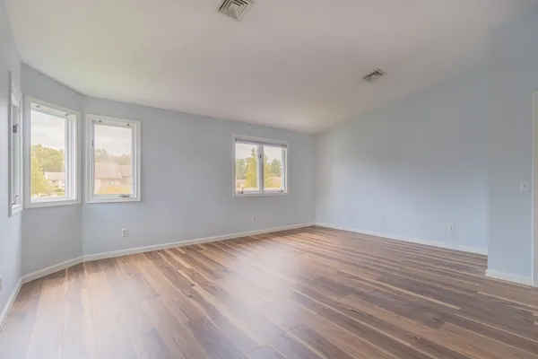 $384,900 | 140 Pine Grove Drive, Unit 140, South Hadley, MA 01075
