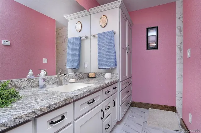 a view of a livingroom with a rug