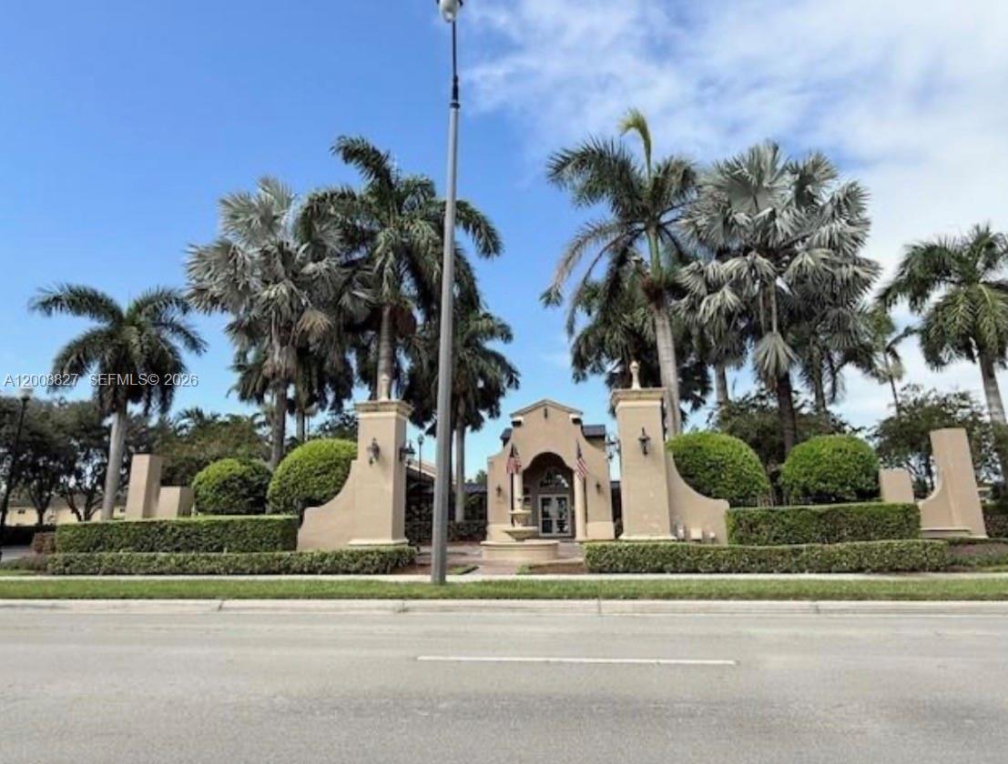 1575 Northeast 33rd Avenue, Unit 1069 Homestead, FL 33033 - Photo 3 of 19