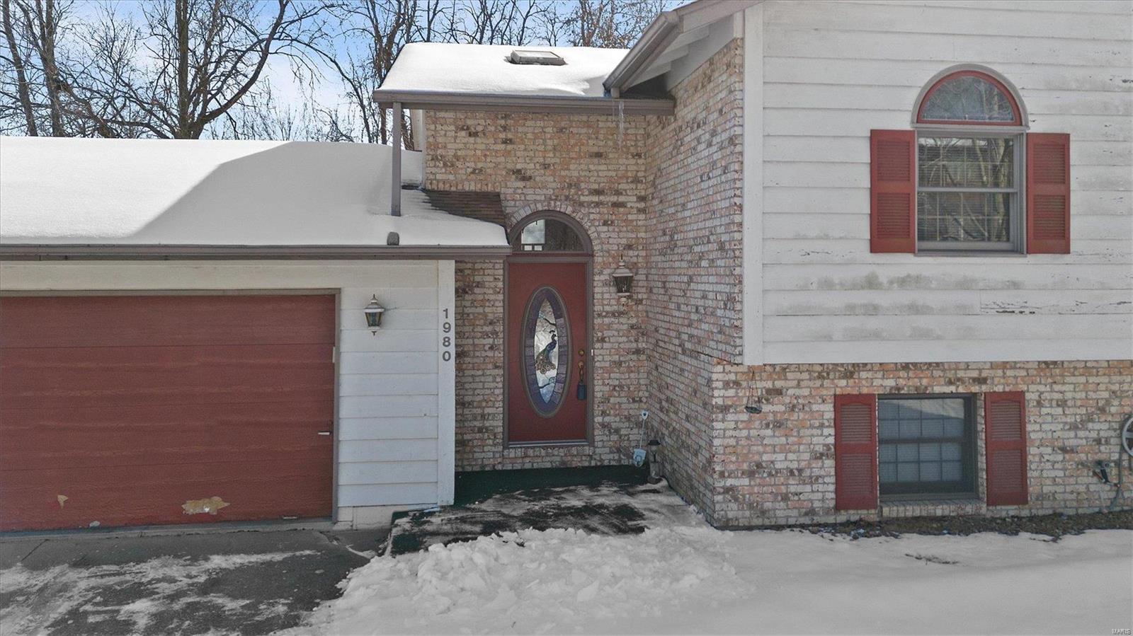 1980 Banyan Tree Road Collinsville, IL 62234 - Photo 2 of 25 Gallery Image 2