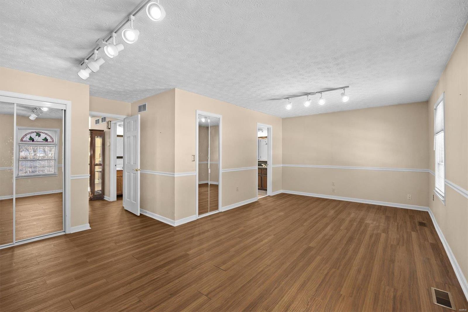 1980 Banyan Tree Road Collinsville, IL 62234 - Photo 10 of 25 Gallery Image 10
