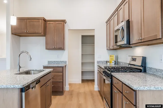 $478,900 | 4763 Buffalo Mdws Way, Mills, WY 82644