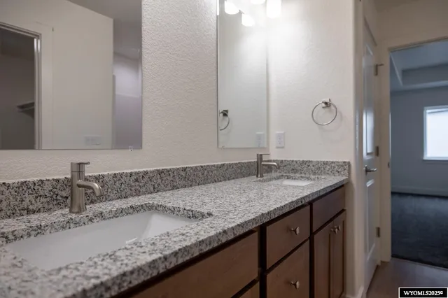 $478,900 | 4763 Buffalo Mdws Way, Mills, WY 82644