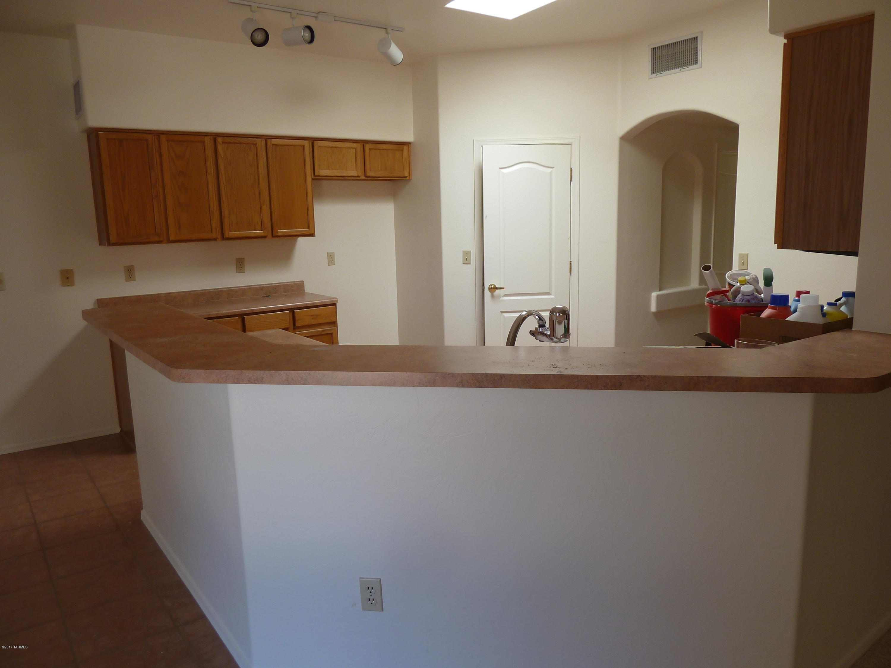 449 West Spearhead Road Tucson, AZ 85737 - Photo 10 of 22 Gallery Image 10