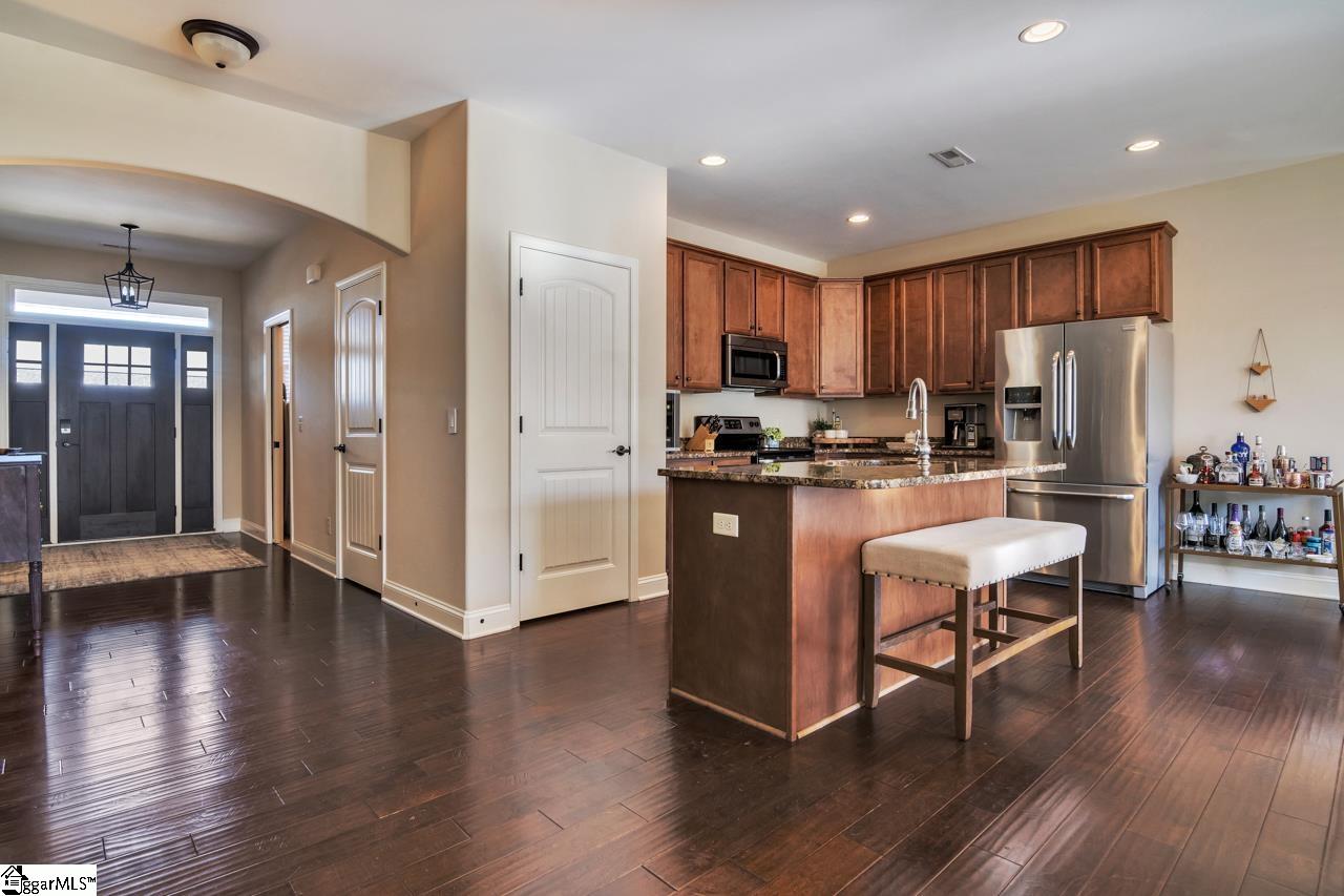 309 Stallion Road Greenville, SC 29617 - Photo 11 of 33 Gallery Image 11