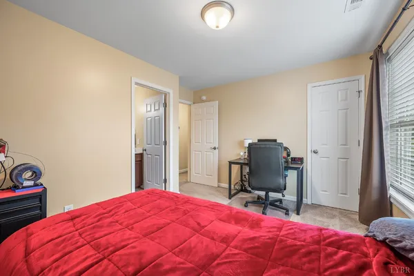 $220,000 | 1810 Broadway Street, Unit 211, Lynchburg, VA 24501