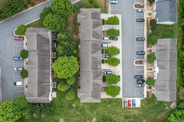 $220,000 | 1810 Broadway Street, Unit 211, Lynchburg, VA 24501