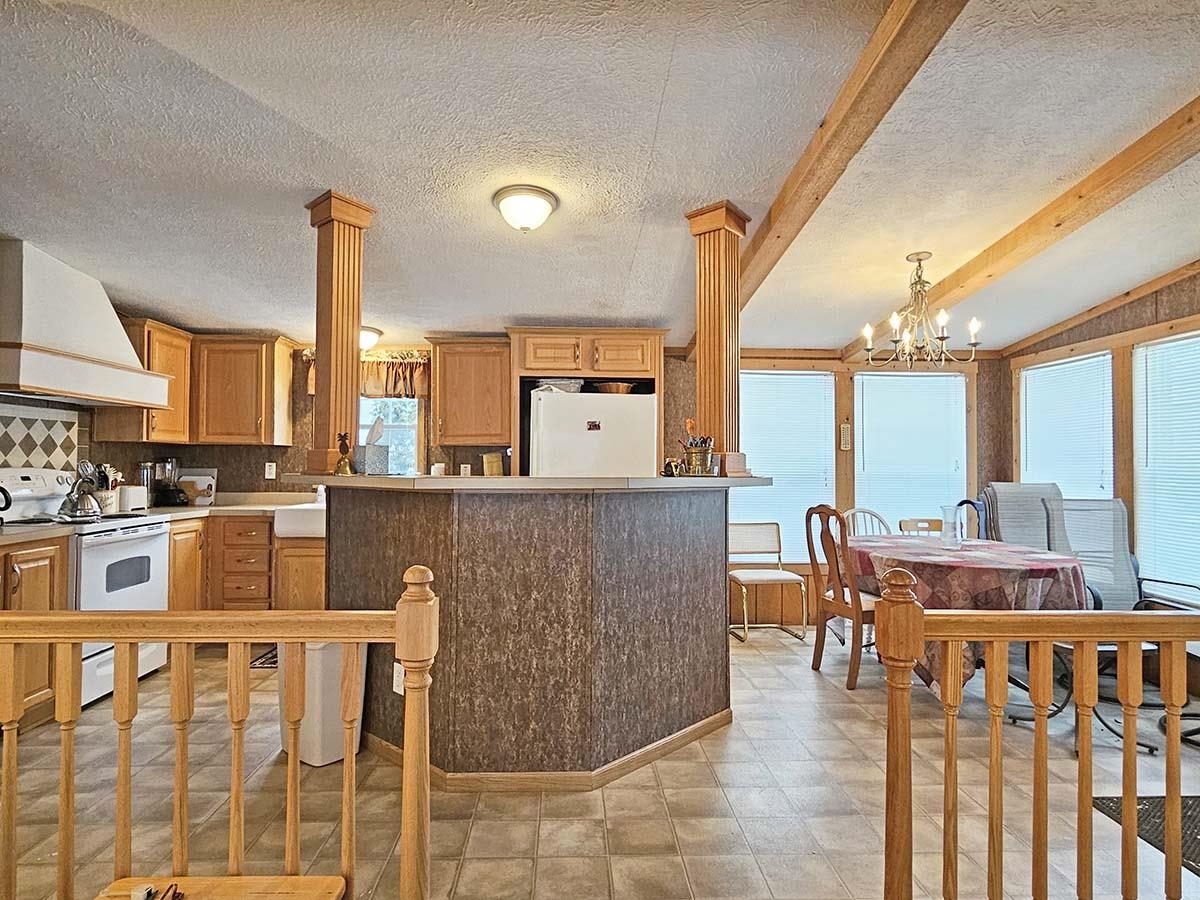 427 Dewing Road Franklin, VT 05457 - Photo 4 of 21