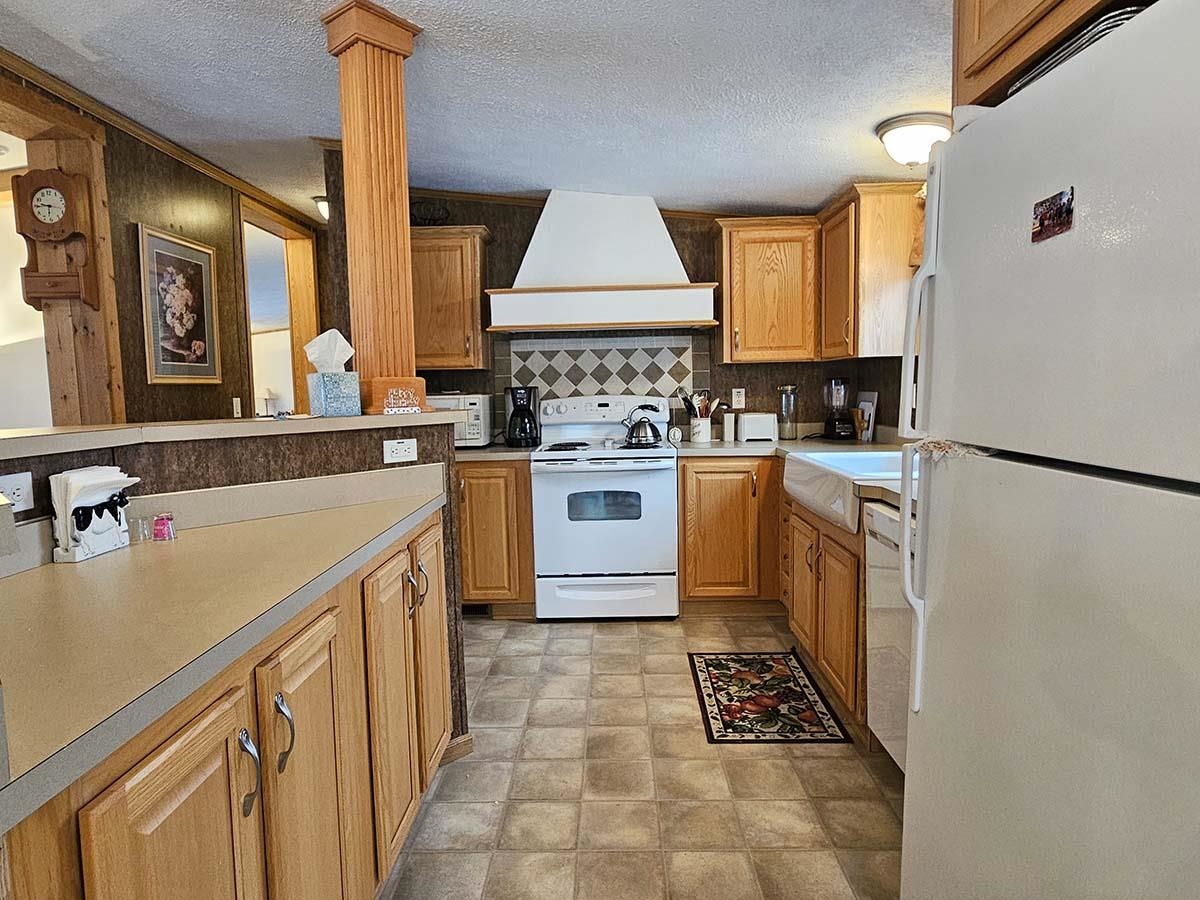 427 Dewing Road Franklin, VT 05457 - Photo 5 of 21